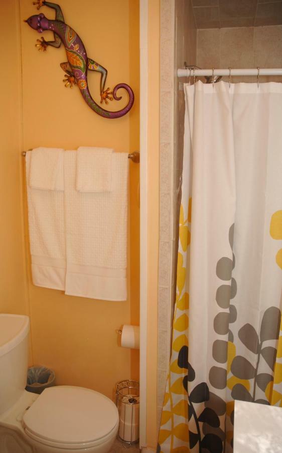 Adorable Historic Downtown Apartment Saint Augustine Eksteriør billede